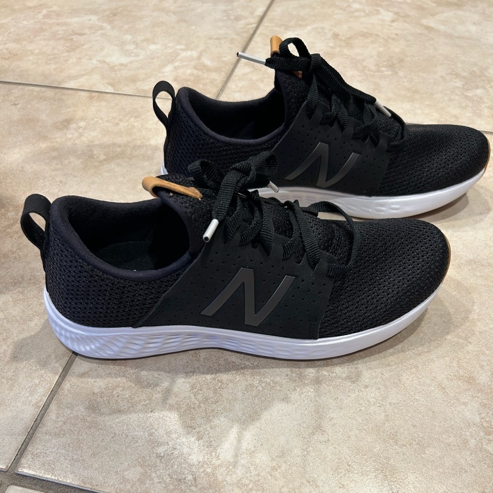 New Balance Sneakers Womens 10 - Like New